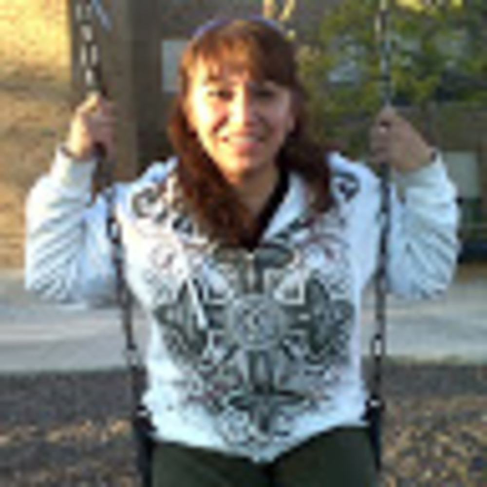 Meet your Posher, Estela